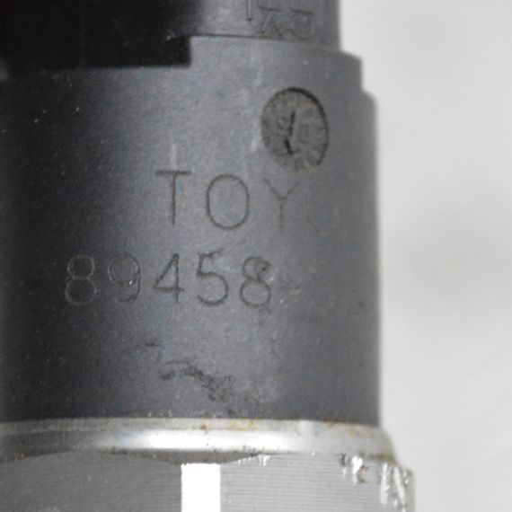 Датчик тиску палива в рейці Toyota Yaris Verso 1999-2005 1.4 D-4D Тойота Яріс Версо 0281002521 8945852010 | Зображення 2