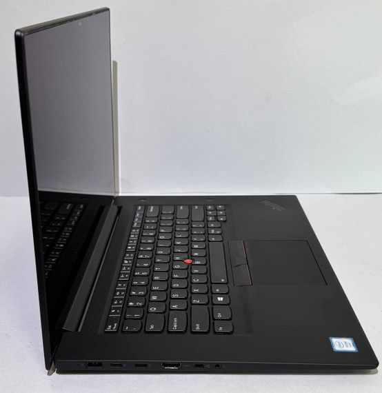 Мобильная рабочая станция Lenovo ThinkPad P1 Gen1 / 15.6" (1920x1080) IPS / Intel Xeon E-2176M (6 (12) ядер по 2.7 - 4.4 GHz) / 16 GB DDR4 / 256 GB SSD / nVidia Quadro P2000, 4 GB GDDR5, 128-bit / WebCam б/у | Зображення 4