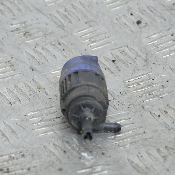 Насос бачка омивача фар 2.5 DCI Nissan Navara Pathfinder 2005-2020 Моторчик омивача фар Ніссан 28920EB320 | Зображення 2