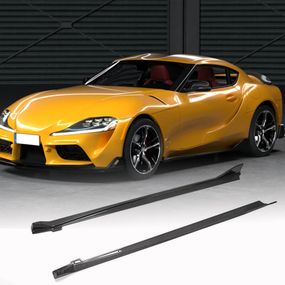 Боковые пороги (Карбон) для Toyota Supra 2019- гг