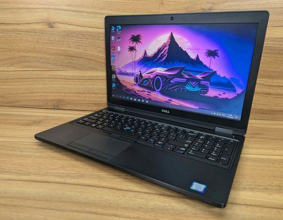 Ноутбук Dell Latitude 5580 / 15.6" (1366x768) TN / Intel Core i5-7200U (2 (4) ядра по 2.5 - 3.1 GHz) / 8 GB DDR4 / 256 GB SSD / Intel HD Graphics 620 / WebCam / Windows 10 б/в + Подарунок  Нова бездротова миша USB | Зображення 4