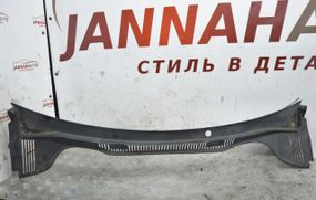 Пластик під лобове скло Seat Ibiza IV 2008-2017 Жабо лобового скла Сеат Ібіза 4 6J1853185