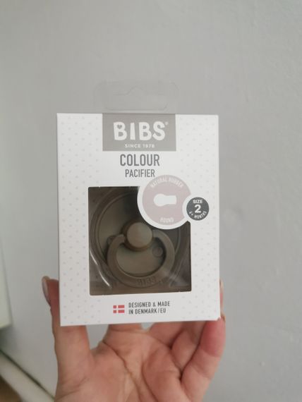 Соска пустушка Bibs Colour Dark Oak 6-18 міс round | Зображення 1