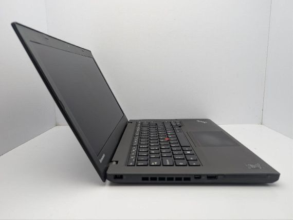 Ноутбук Lenovo ThinkPad T440 / 14" (1600x900) TN / Intel Core i5-4300U (2 (4) ядра по 1.9 - 2.9 GHz) / 8 GB DDR3 / 120 GB SSD / Intel HD Graphics 4400 / WebCam б/у | Зображення 3
