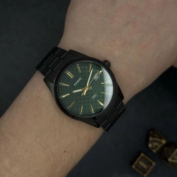 Чоловічий годинник Casio MTP-VD03B-3A | Зображення 1