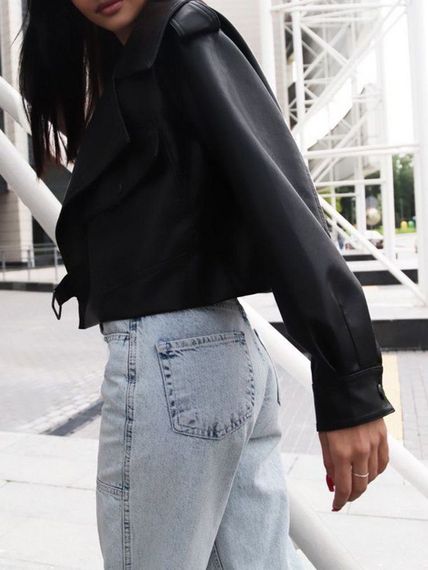 Жіноча куртка косуха коротка еко шкіра колір чорний, розмір М  Nb01998 | Зображення 3