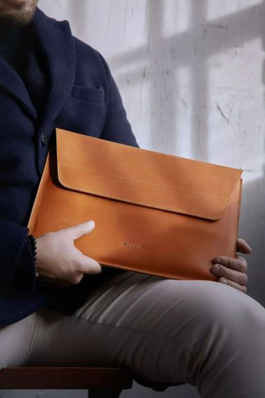 Вінтажний чохол для ноутбука Incarne Line MacBook Pro 14" 2021-2025 line-cognac-vintage-pro-14 коньяк | Зображення 7