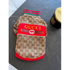 Брендовая джинсовая куртка для собак GUCCI на змейке под горло с красной надписью на спинке, коричневая
