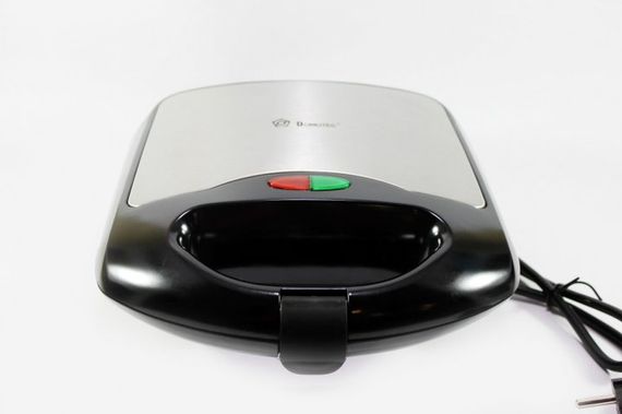 Вафельниця Domotec MS 7705 для створення пишних вафель вдома | Зображення 2