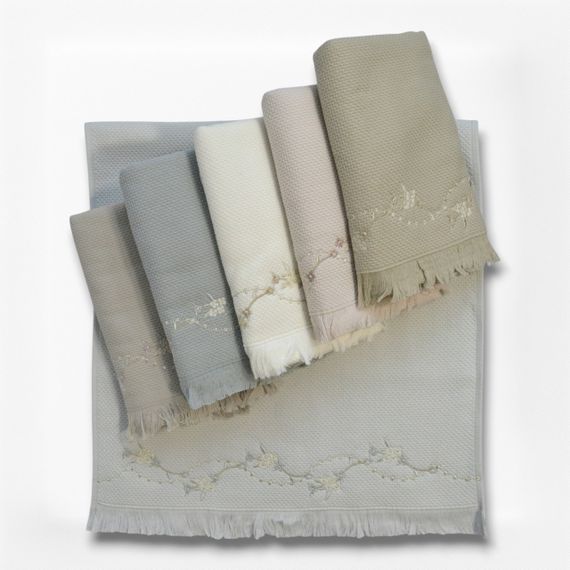 Набір рушників з вишивкою Pupilla 70 х 140 см Bernini Flowers | Зображення 2