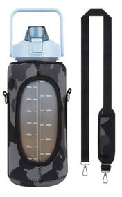 Спортивна пляшка для води 2000 мл у захисному чохлі. Блакитна