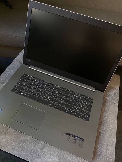 Ноутбук Lenovo IdeaPad 320-17IKB / 17.3" (1920x1080) TN / Intel Core i5-7200U (2 (4) ядра по 2.5 - 3.1 GHz) / 8 GB DDR4 / 256 GB SSD / Intel HD Graphics 620 / WebCam / Win 10 б/у | Зображення 2