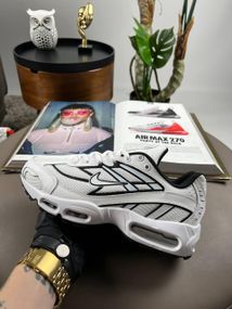 Чоловічі кросівки Air Max Snox White Black весна / літо / осінь A4119 43 27.5 см