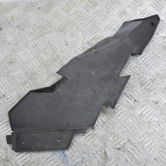 Накладка під фару ліва Mercedes B-Class W245 2005-2011 Заглушка капота ліва Мерседес в245 A1698210336 | Зображення 1