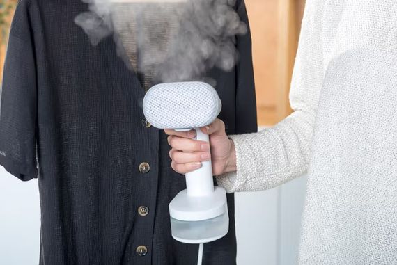 Відпарювальник для одягу Black&Decker BXGS1600E | Зображення 2