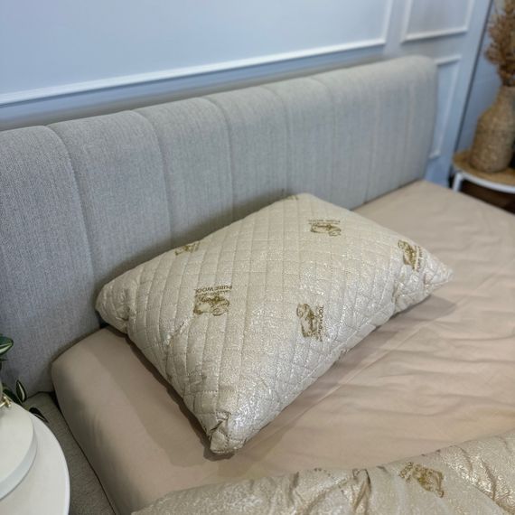 Подушка стеганая из эко овчины Leri Max Pure Wool 21508 70х50 см бежевая | Зображення 1