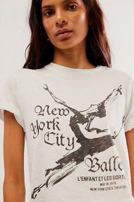 Футболка жіноча з принтом повсякденна L Білий