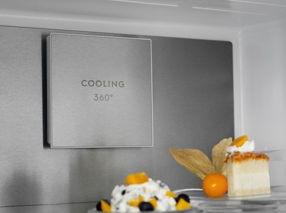 Холодильник з нижньою морозильною камерою Electrolux (RNT7ME34G1) | Зображення 4