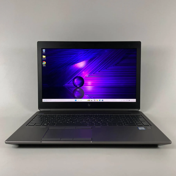 Мобильная рабочая станция Б-класс HP ZBook 15 G5 / 15.6" (1920x1080) IPS / Intel Core i7-8850H (6 (12) ядра по 2.6 - 4.3 GHz) / 16 GB DDR4 / 250 GB SSD / nVidia Quadro P1000, 4 GB GDDR5, 256-bit / Fingerprint / WebCam / HDMI б/у + Подарок Мышь / USB | Зображення 1