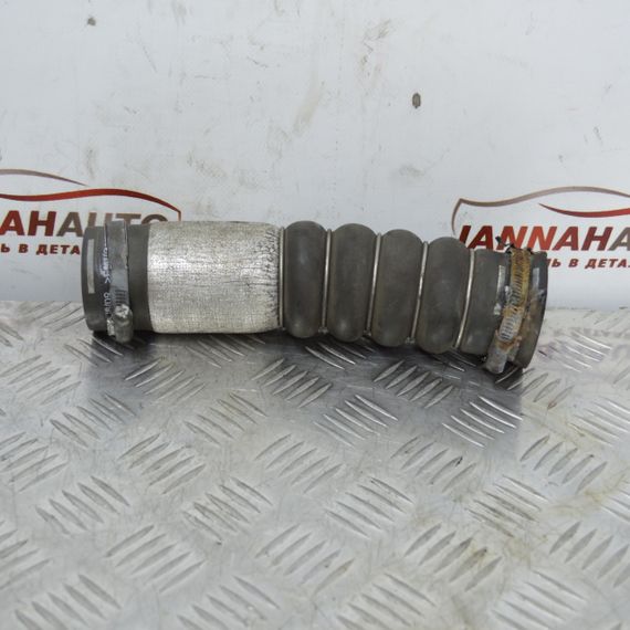 Патрубок інтеркулера Ford Fiesta VI 1.6 TDCI 2008-2012 шланг інтеркуллера Форд Фієста 6 8V516N650AC