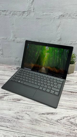 Нетбук Lenovo MIIX 520-12IKB / 12.2" (1920x1080) IPS Touch / Intel Core i5-8250U (4 (8) ядра по 1.6 - 3.4 GHz) / 8 GB DDR4 / 256 GB SSD / Intel UHD Graphics 620 / WebCam б/в | Зображення 1