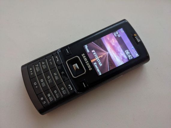 Мобильний телефон Samsung sgh d780 бу