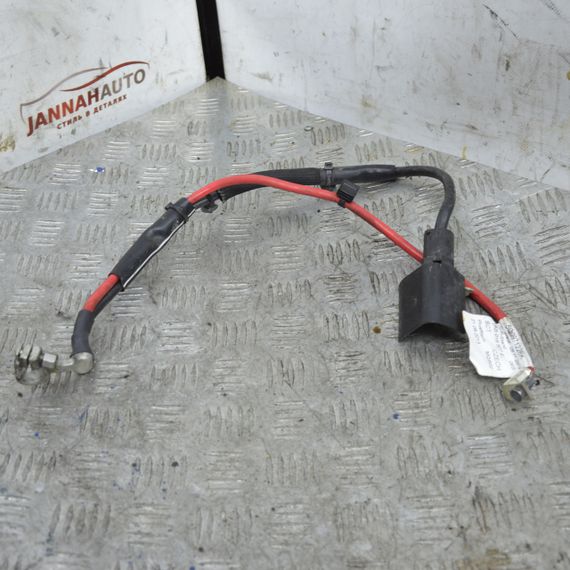 Клема акумулятора плюсова Volkswagen Golf VII 2012-2020 Клема акб плюс Фольксваген Гольф 7 5Q0971228K | Зображення 1