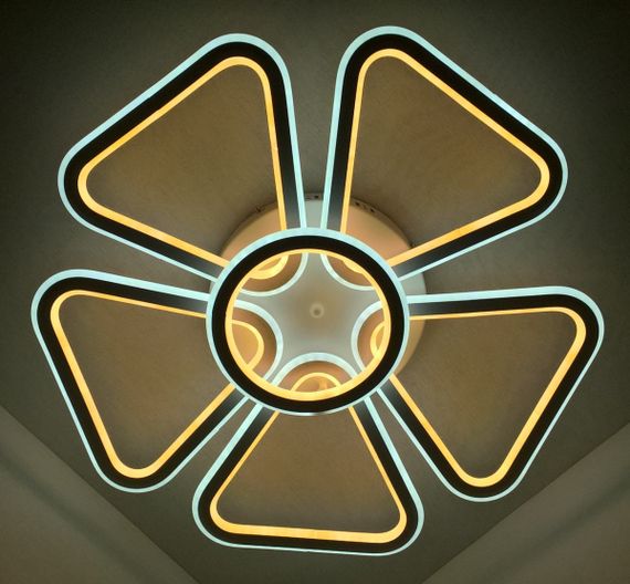 Люстра світлодіодна стельова LED світильник для квартири на стелю лед 25573 Білий 10х62х62 см.