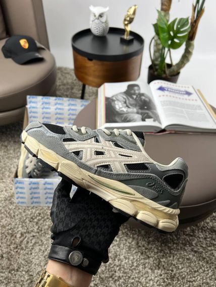 Чоловічі кросівки ASICS Gel-NYC Black Beige Grey весна / осінь A3485 44 28 | Зображення 5