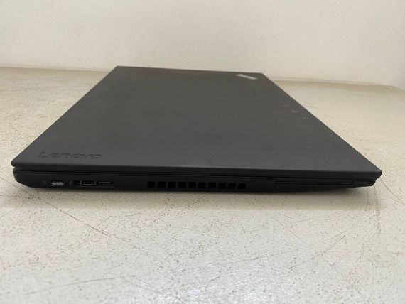 Ноутбук Lenovo ThinkPad T580 / 15.6" (1920x1080) IPS / Intel Core i5-8250U (4 (8) ядра по 1.6 - 3.4 GHz) / 8 GB DDR4 / 256 GB SSD / Intel UHD Graphics 620 / WebCam б/у | Зображення 2