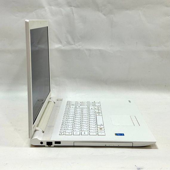 Ноутбук Toshiba Satellite C70 / 17.3" (1600x900) TN / Intel Core i3-5005U (2 (4) ядра по 2.0 GHz) / 8 GB DDR3 / 256 GB SSD / Intel HD Graphics 5500 / WebCam / DVD-ROM / Windows 10 Pro б/у | Зображення 4