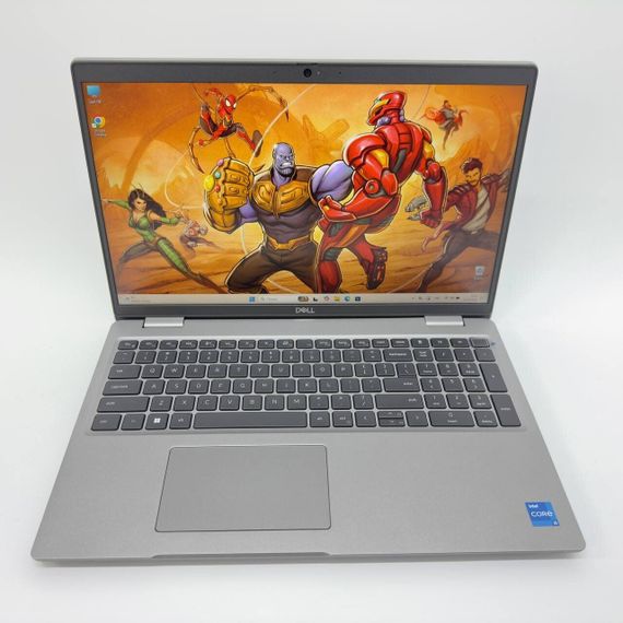Ультрабук Dell Latitude 5530 / 15.6" (1920x1080) IPS / Intel Core i5-1235U (10 (12) ядер по 3.3 - 4.4 GHz) / 16 GB DDR4 / 512 GB SSD NVMe / Intel Iris Xe Graphics / WebCam б/у + Подарок  Мышка и коврик | Зображення 2