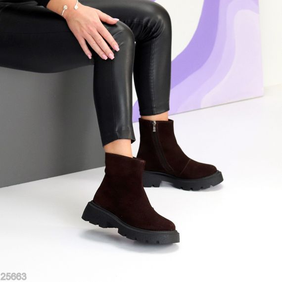 Шикарні зимові лаконічні черевики натуральна замша колір Шоколад | Зображення 7