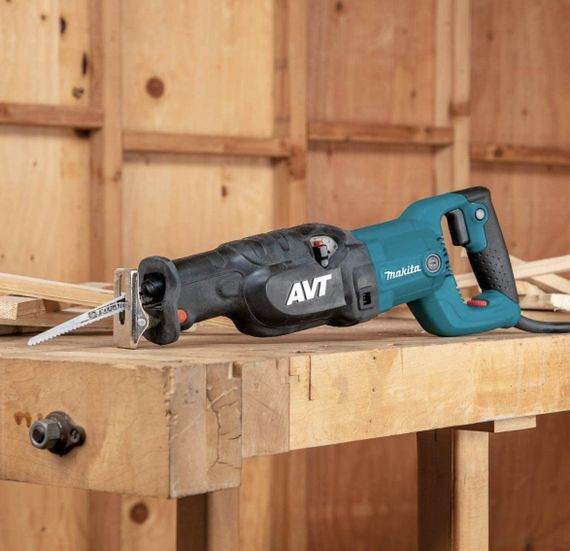 Пила сабельная сетевая Makita JR3070CT (32 мм, 0-2800 об/мин, 1510 Вт, AVT) | Зображення 5