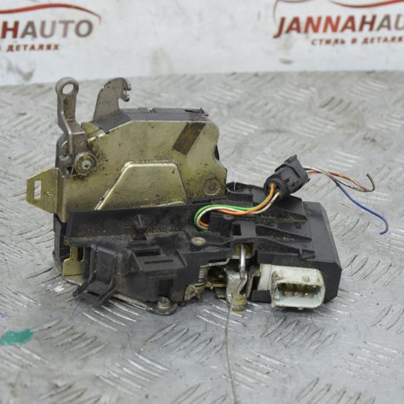 Замок передніх правих дверей BMW E38 E39 1995-2004 Замок дверей передній правий БМВ е38 е39 51218235102 | Зображення 2