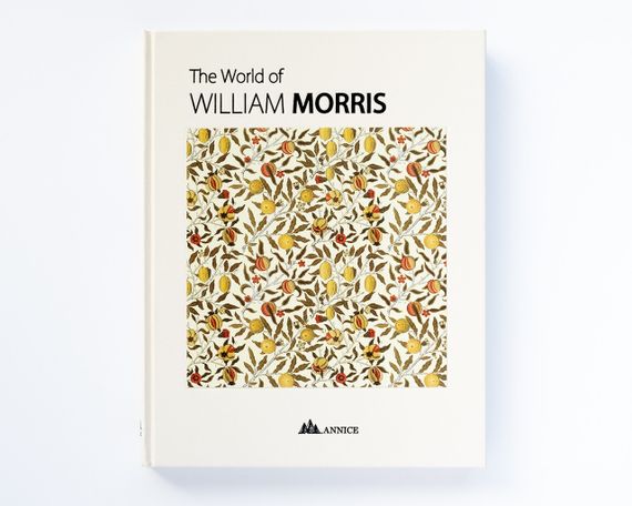 Книга по истории дизайна Уильям Моррис. The World of William Morris книги искусство культура