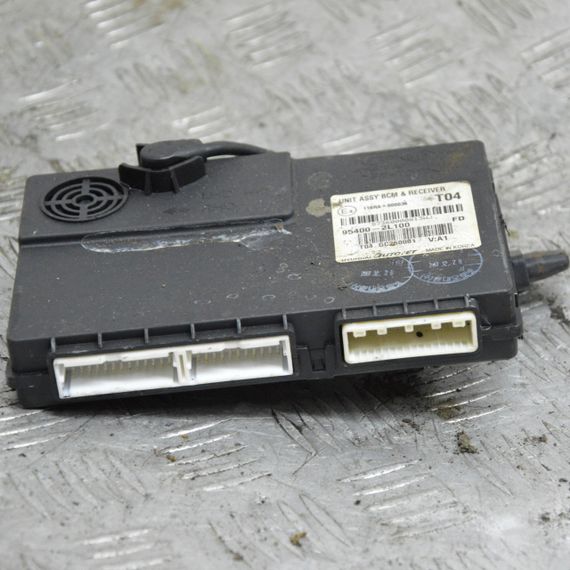 Блок комфорту BCM Hyundai i30 2007-2012 Модуль БСМ Хюндай ай30 954002L100 95400-2L100 | Зображення 1