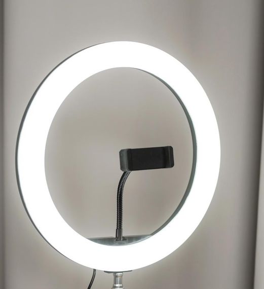 Кільцева лампа RING FILL LIGHT 26 С на штативі з утримувачем телефону | Зображення 1