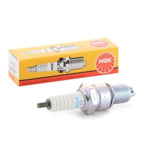 Свеча зажигания NGK Свічка запалювання (3172 BUR6ET)