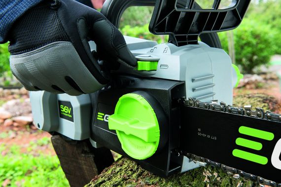 Пила цепная аккумуляторная EGO CS1411E KIT (35 см, 20 м/с, 56 В, комплект) | Зображення 4