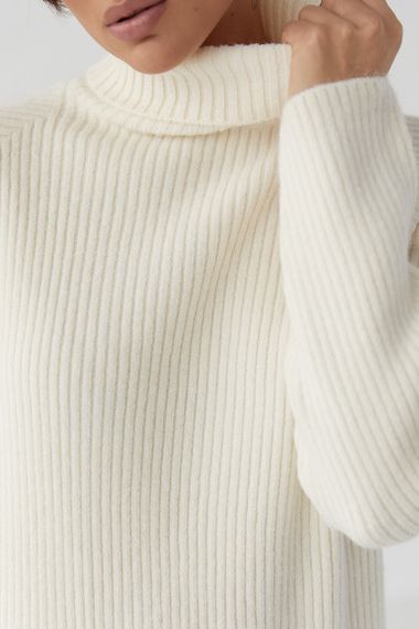 В'язана туніка в рубчик із високою горловиною - молочний цвет, ONE SIZE (є розміри) | Зображення 3