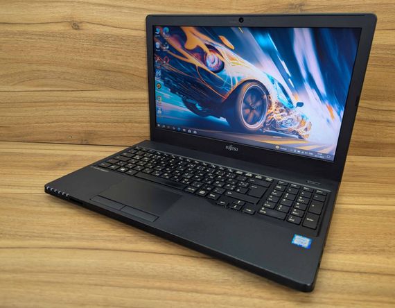 Ноутбук Fujitsu LifeBook A357 / 15.6" (1366x768) TN / Intel Core i5-7200U (2 (4) ядра по 2.5 - 3.1 GHz) / 8 GB DDR4 / 240 GB SSD / Intel HD Graphics 620 / WebCam / Windows 10 б/в | Зображення 4