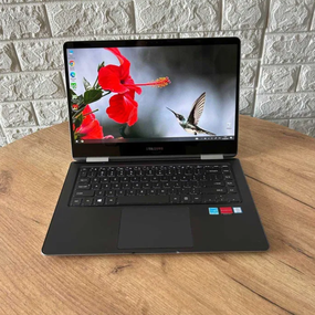Ноутбук Сенсорний Samsung NP940 x360 15.0" i7 8550U 16Gb SSD 256Gb Radeon 540 Б/В