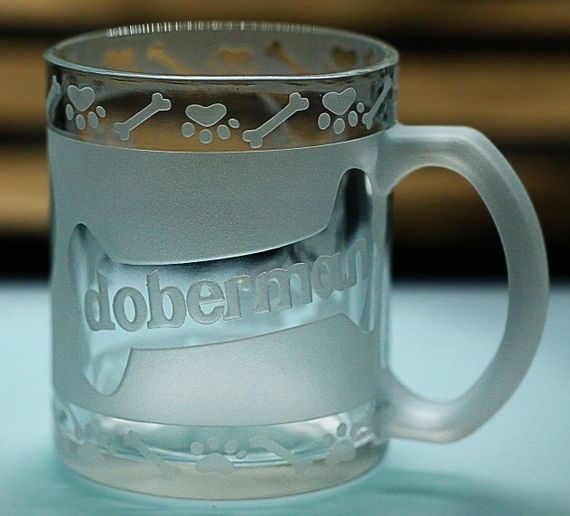 Скляна чашка кружка 320 мл  з гравіюванням Доберман подарунок для власника собаки або поціновувача породи | Зображення 7