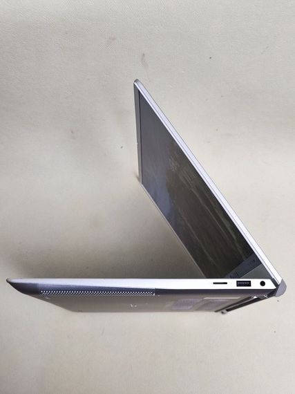 Ультрабук Dell Inspiron 15 7501 / 15.6" (1920x1080) IPS Touch / Intel Core i5-10300H (4 (8) ядра по 2.5 - 4.5 GHz) / 8 GB DDR4 / 256 GB SSD / Intel UHD Graphics / WebCam б/у | Зображення 5
