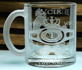 Стеклянная чашка 320 мл Усик Don’t push the horses подарок для фаната бокса кружка с гравировкой