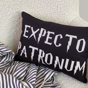 Подушка інтер'єрна з мішковини Expecto Patronum черная 45x32 см (43PHB_22S001)