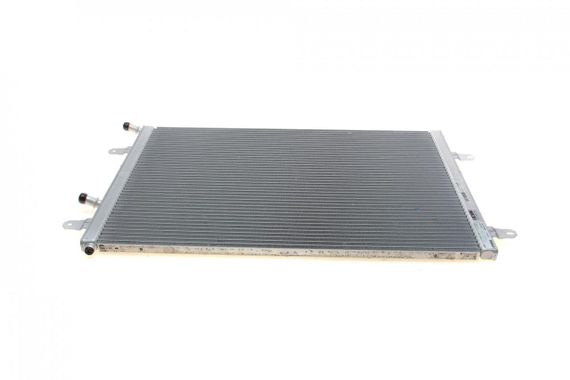 Радіатор охолодження Audi A6 3.0 TFSI 08-11 CIR 10 000P