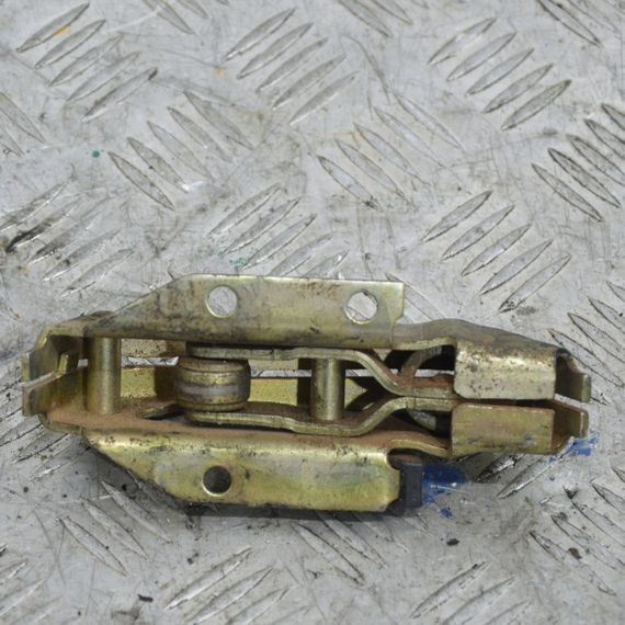 Обмежувач задніх дверей Volkswagen Transporter T4 1990-2003 Обмежувач дверей Фольксваген т4 701827545 | Зображення 2