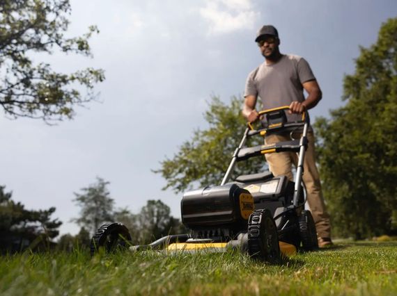 Газонокосарка акумуляторна DeWALT без АКБ та ЗП DCMWP134N | Зображення 8